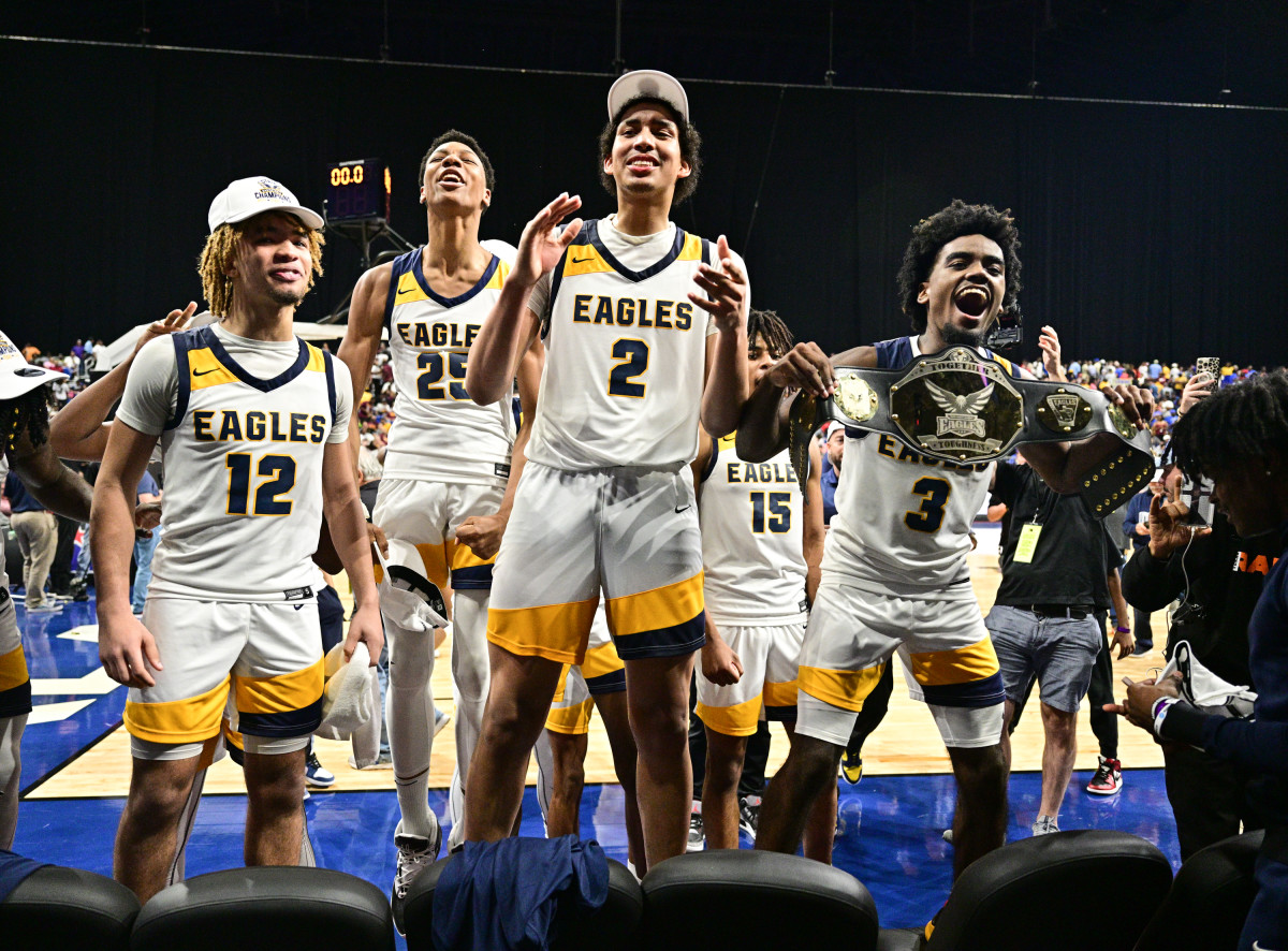 Doryan Onwuchekwa (2) after winning the UIL Texas State 4A championship last winter. 